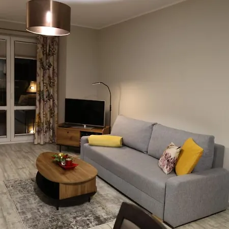 Trzy Magnolie Park Apartment