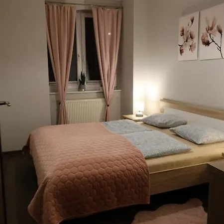 Trzy Magnolie Park 公寓 斯克拉斯卡波伦巴